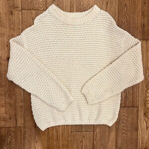 ⭐️NEW⭐️ UNIVERSAL THREAD Knit Sweater Size Small